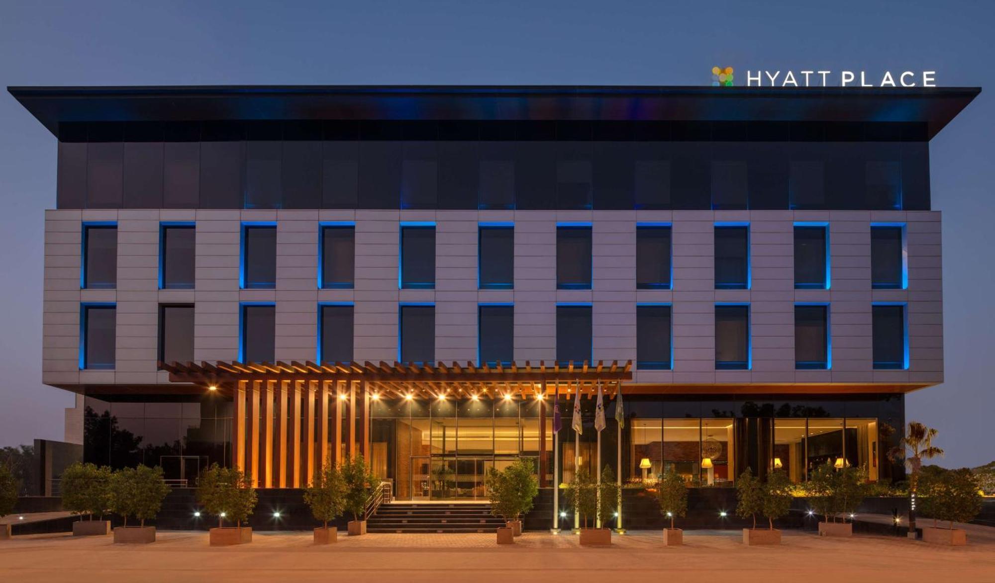 Hyatt Place Riyadh Sulaimania Riade Exterior foto
